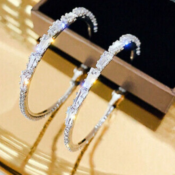 NEW 925 Sterling Silver Hoop Earrings - Picture 3 of 9